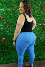 Load image into Gallery viewer, Knee Rippers Blue Jeans
